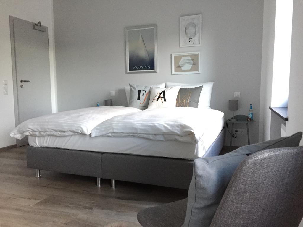 Boutique-Hotel "Stilvoll" Andernach Esterno foto